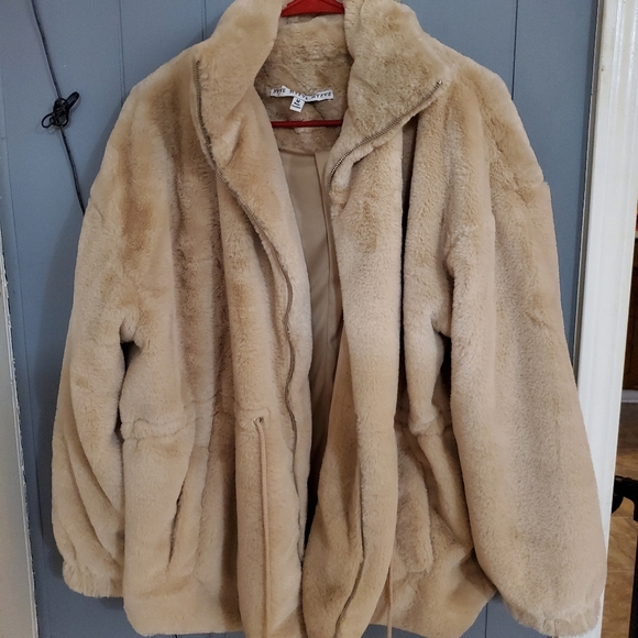 Fux fur coat - Picture 4 of 7